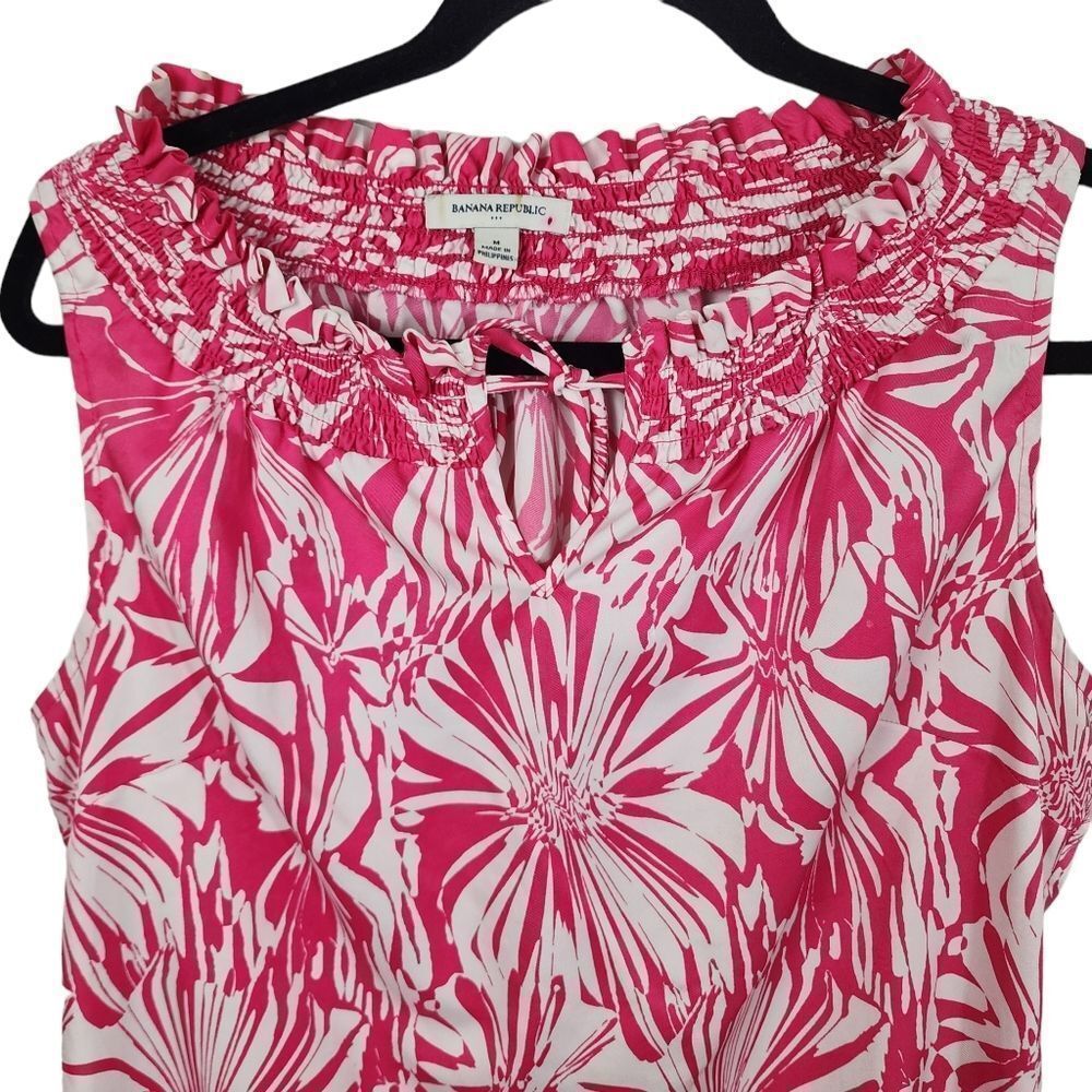 Banana Republic Ruffle Collar Hot Pink White Sleeveless Blouse Size Medium